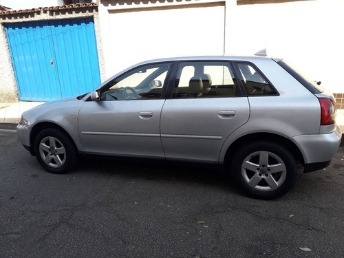 Imagem 2 de 3 de Audi A3 2006 1.8 Aut. 5p