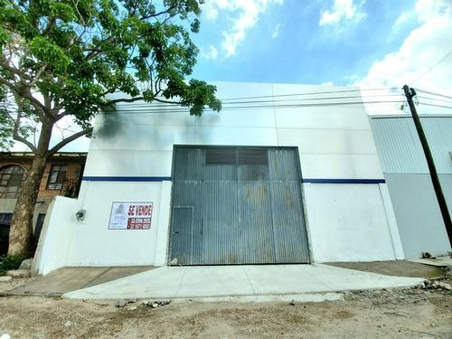 Imagen 1 de 11 de Bodega En Venta En Lopez Mateos Sur, Tlajomulco