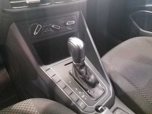 Imagem 6 de 12 de Volkswagen Polo 1.6 Msi Flex 16v 5p