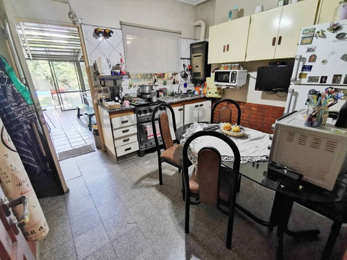 Imagen 11 de 17 de Casa De 3 Dormitorios En Venta En Ringuelet