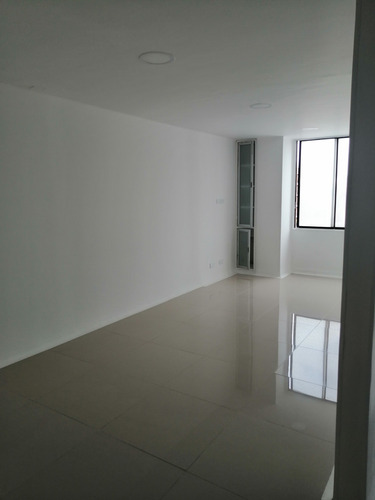 Imagen 2 de 6 de Consultorio En Venta Bien Ubicado Cerca A Unicentro De 22,5m2