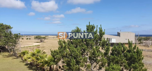 Alquiler Y Venta De Casa De 5 Dormitorios En José Ignacio