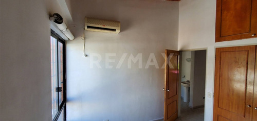 Imagen 14 de 24 de Townhouse Callejon Mañongo, Detras Del Farmatodo Mañongo Conjunto Residencial Las Trinitarias. A65aj7