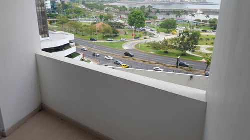 Imagen 13 de 14 de Venta De Apartamento En Ph Marina Terrace Bellavista 20-9032