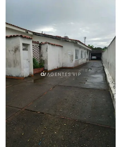 Calle California, Juanico