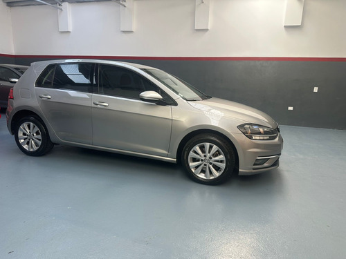 Volkswagen Golf 1.6 Trendline