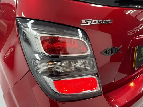 Chevrolet Sonic 1.6 Lt 5 p Automática