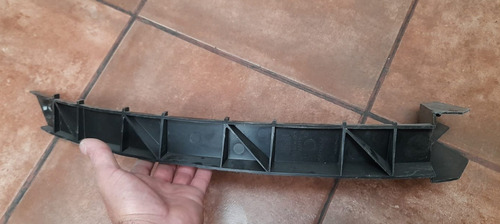 Ménsula Delantera Derecha Fiat Strada 2007-11 Original (Usado)