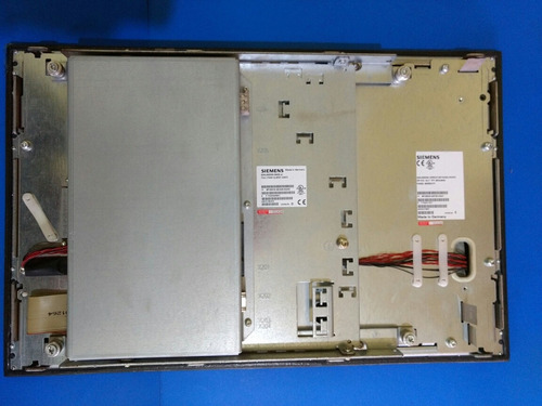 Monitor Siemens 6fc5312-0da00-0aa0, 6fc5203-0af02-0aa1 (Usado)