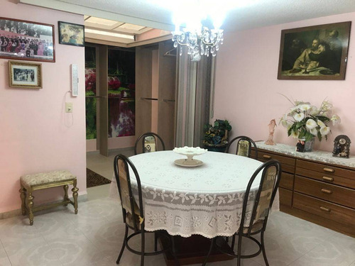 Imagen 9 de 21 de Casa Para Oficina Silenciosa Viveros De La Loma