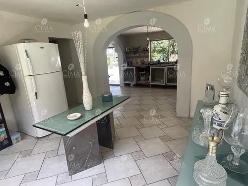 Venta Casa En Fraccionamiento Huertas De San Pedro - V346