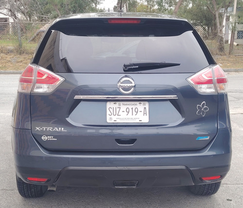 Nissan X-Trail 2.5 Advance 3 Row At