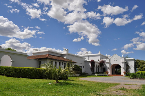 Club De Campo Lotes De 10.000 M2