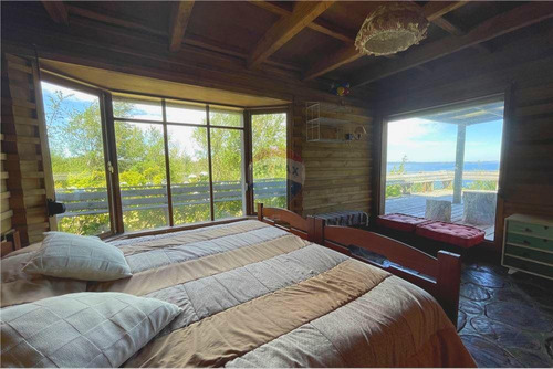 Orilla Lago, Maravillosa Vista! 2 Casas, 5000 M2