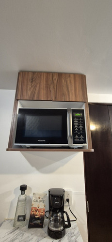 Depa Amueblado Con Tv, Micro, Cafetera Y Wifi Incluido