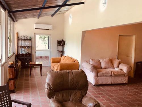 Casa Campestre, Finca Ganadera, En El Naipe, Carabobo. Zc.p