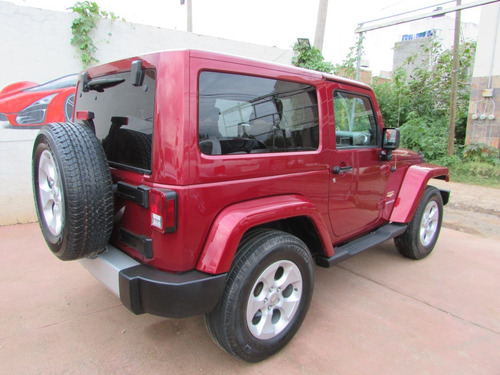 Imagen 4 de 13 de Jeep Wrangler 2013 Unlimited Sahara 4x4 Automático