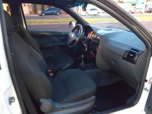 Imagem 12 de 15 de Fiat Strada 1.4 Mpi Hard Working Ce 8v Flex 2p Manual