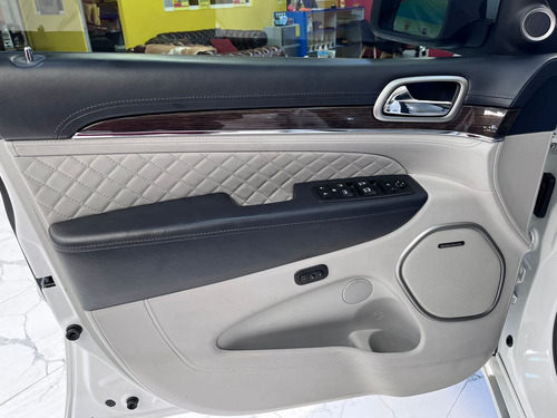 Jeep Grand Cherokee 5.7 Summit Elite Plinum 4x4 At