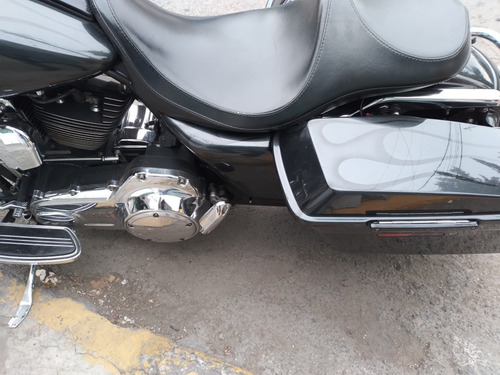 Imagen 10 de 13 de Harley Davidson Street Glide