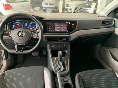 Imagen 4 de 10 de Volkswagen Virtus Tip 2022