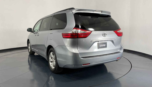 Imagen 7 de 15 de 39913 - Toyota Sienna 2017 Con Garantía At