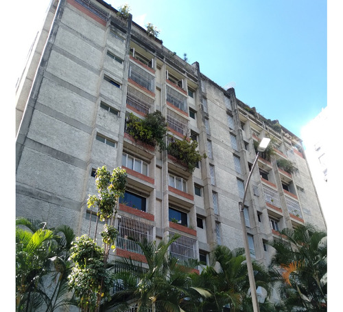 Vendo Apartamento 153m2, 3 Hab/ 3 Bañ/ 2 Ptos/ 1 Mal. Club Hípico