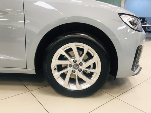 Nuevo Audi A1 Sportback 30 Tfsi Stronic 116cv 2021 Eb