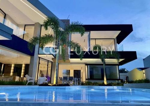 Cgi+luxury Lechería Ofrece En Venta Espectacular Villa