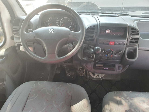 Imagem 11 de 15 de Peugeot Boxer Minibus 2015 16 Lugares T Baixo Completa