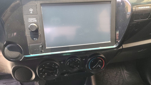 Toyota Hilux 2.7 Cabina Doble Sr Mt