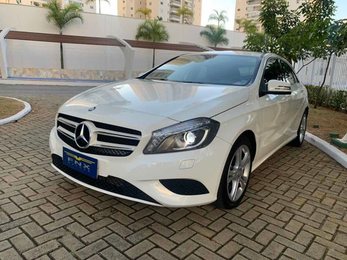 Mercedes-benz A200 1.6 Turbo Urban Automatico 2015 Branco