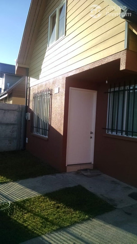 Venta De Casa 3d+2b+patio Escuadron Oriente.coronel,