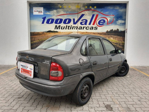 Imagem 6 de 8 de Chevrolet Classic 1.0 Mpfi Life 8v Flex 4p Manual