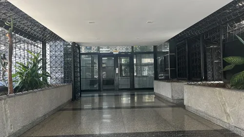 Venta De Apto De 2h 3b Amoblado