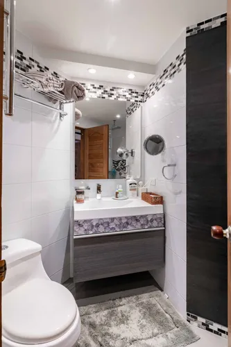 Apartamento En Venta En Chicó Navarra. Cod V22115