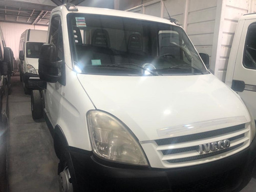 Imagen 2 de 4 de Iveco Daily 3514