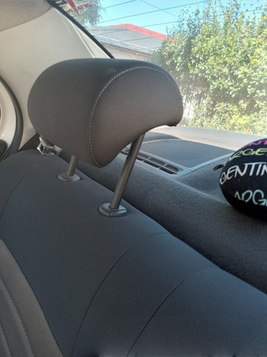 Volkswagen Voyage 1.6 Highline