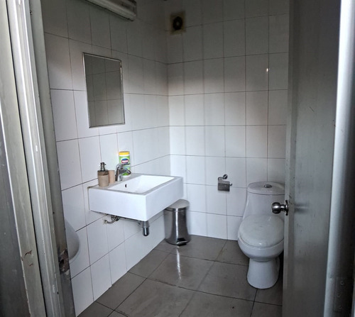 Arriendo Galpón 550m2 Con Altillo Avda Matta/parque Ohiggins