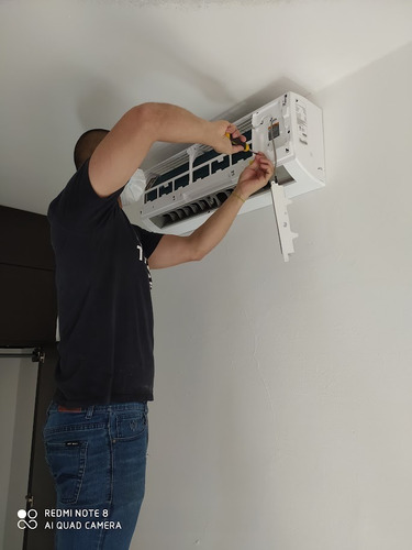 Imagen 2 de 4 de Mantenimiento Preventivo De Aires Acondicionados