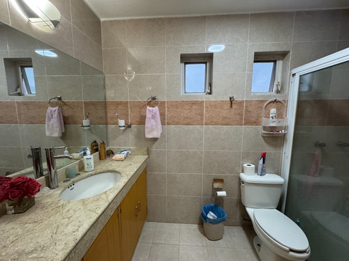 Casa En Venta En Coto Alhambra, Real De Valdepeñas