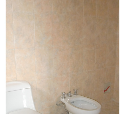 Alto Hatillo Espectacular Vista Pozo De Agua Calle Privada Vigilancia Edificio Nuevo Pisos De Mármol Cocina Ciao Cucine 180mts 4h/4b/ Exclusivo Edificio Nuevo 2 Puestos En Sótano Maletero