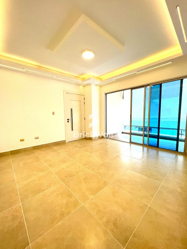 Apartamento De Alquiler - Quintas De Pontezuela - Santiago