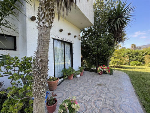 Casa En Venta En Puchuncaví