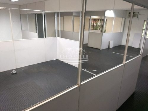 Galpão Para Locação No Bairro Vila Regente Feijó, 300 M, 4 Wc - 875