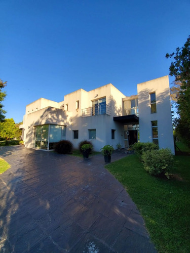 Casa En Venta En Santa Ana