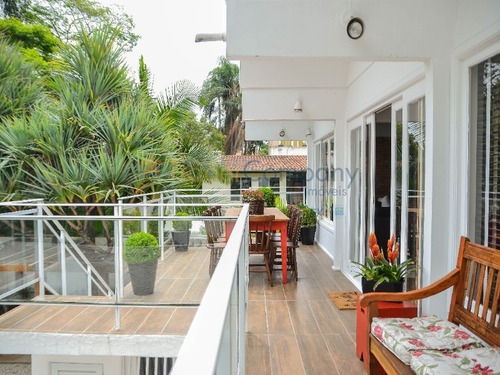 Morumbi( Jardim Guedala) Casa Com 350,00m² 3 Suites 4 Vagas Próximo A Rádio E Tv Bandeirantes Baixo Iptu - Ca00156