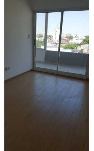 Alquiler Dpto 2 Amb Parque Patricios Balcón Vista Abierta