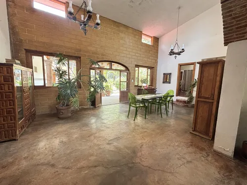 Casa En Renta En Zona Comercial En Cuernavaca