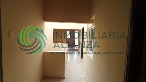 Apartamento En Arriendo En Ciudad Valencia. Cod A16570